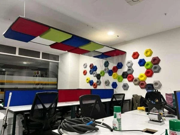 Ofis ses yalıtımı uygulaması