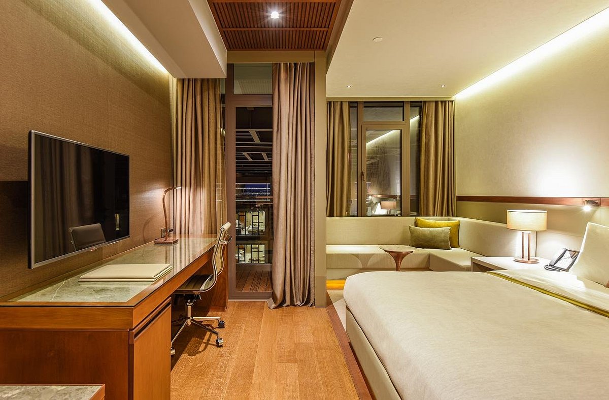 Otel ortak alan akustik düzenleme