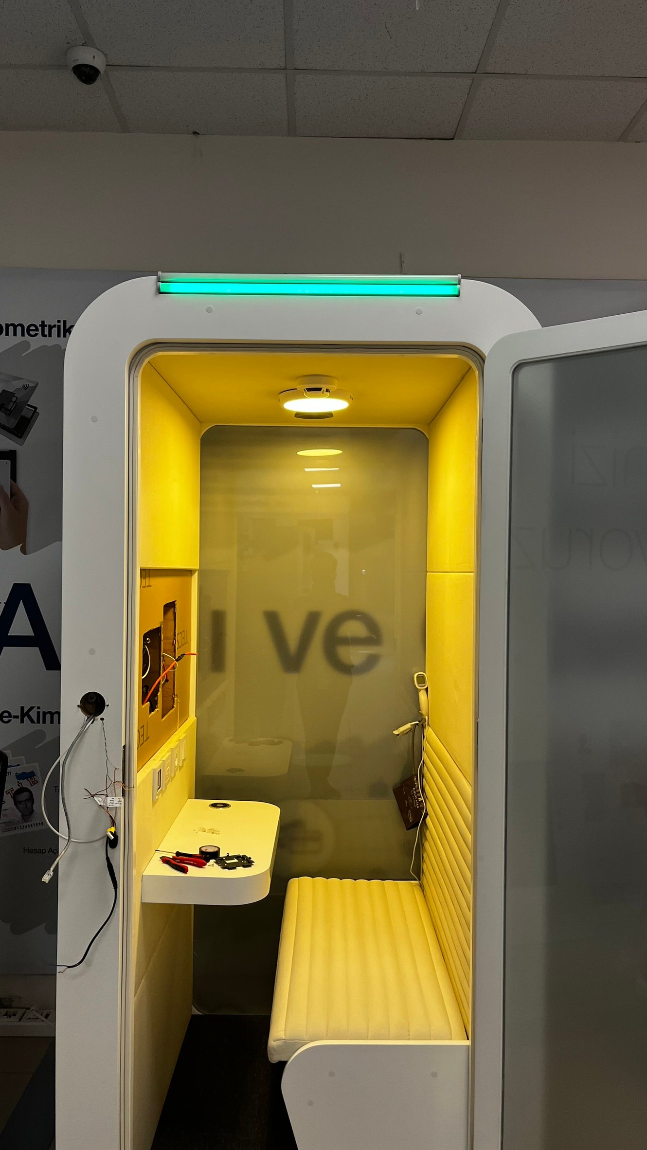 Mia Teknoloji Görseli