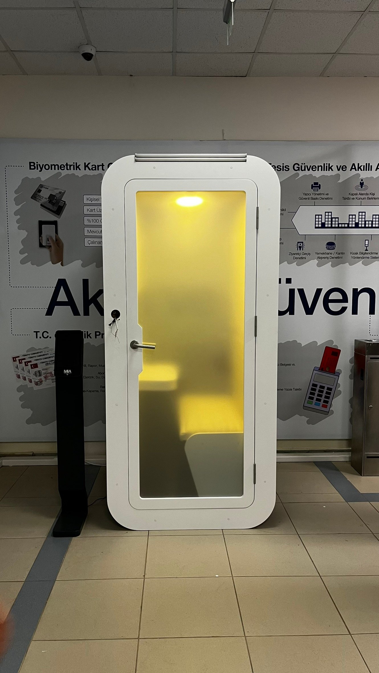 Mia Teknoloji Görseli